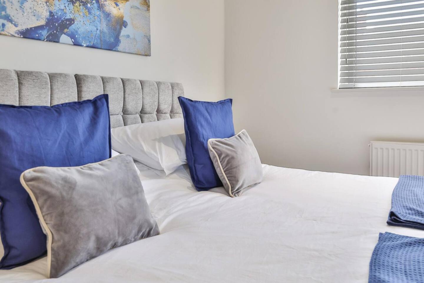 Modern, Cosy Whole House Wifi Close To Attractions Sheffield Esterno foto
